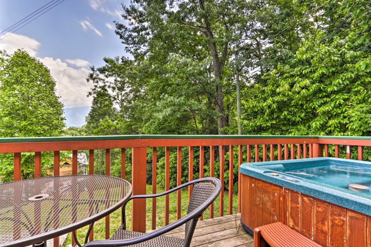 Gatlinburg Chalet Hot Tub, Sauna And Mountain View المظهر الخارجي الصورة