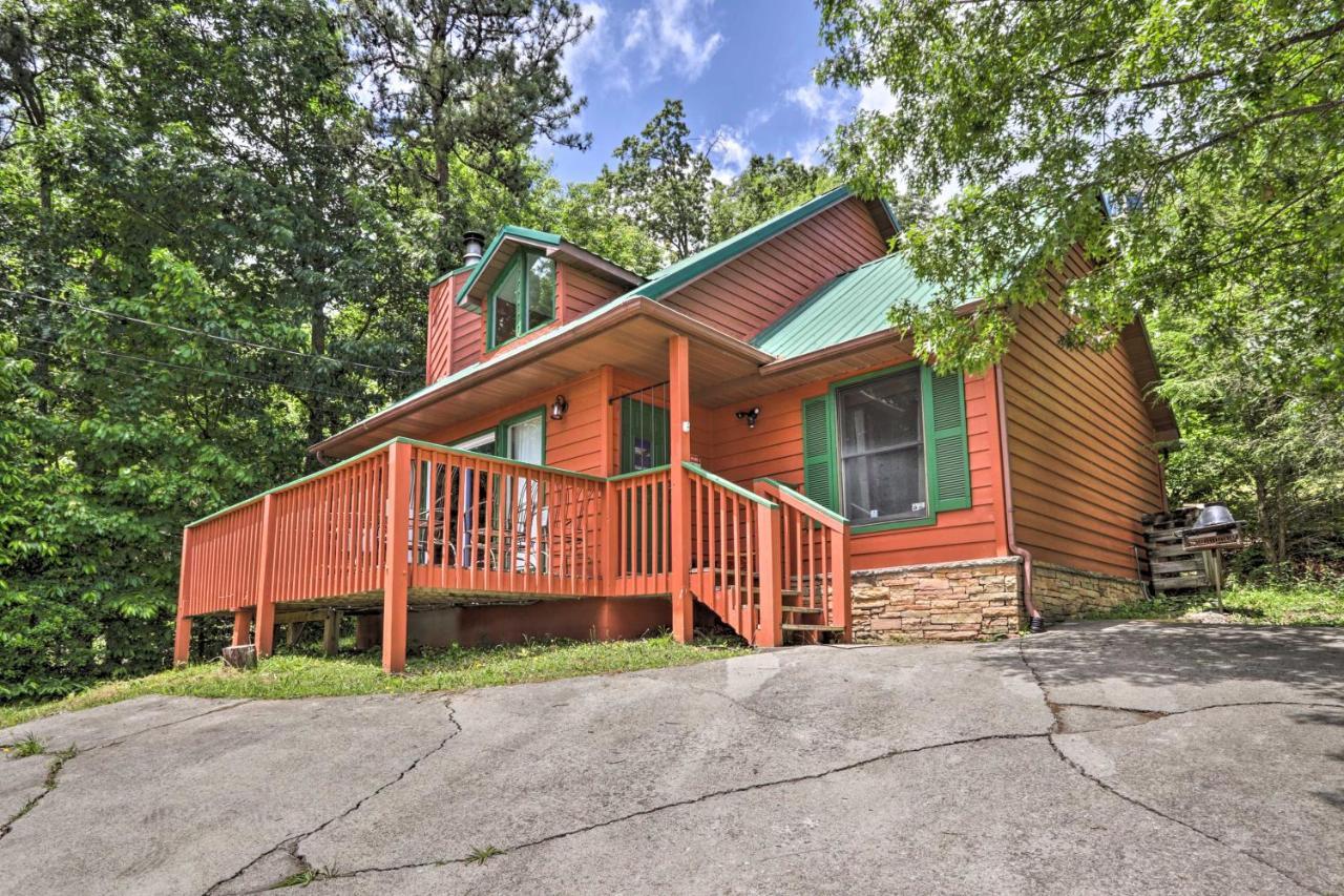 Gatlinburg Chalet Hot Tub, Sauna And Mountain View المظهر الخارجي الصورة