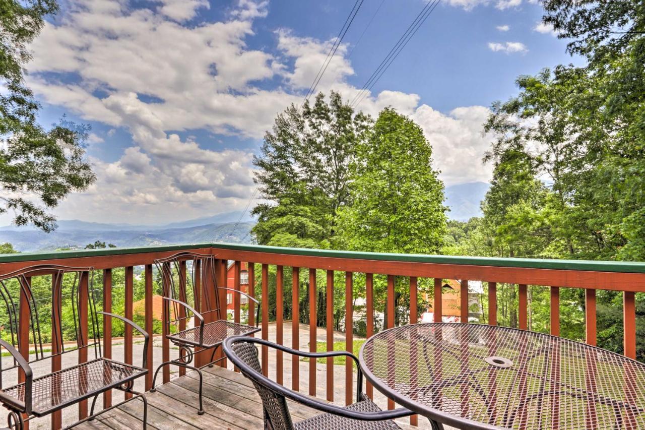 Gatlinburg Chalet Hot Tub, Sauna And Mountain View المظهر الخارجي الصورة